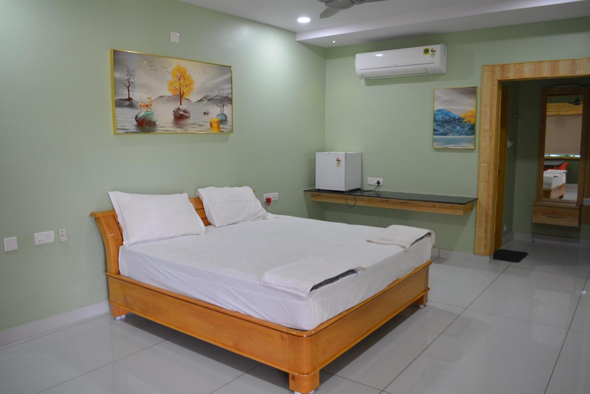 Yanam Resorts 외부 사진
