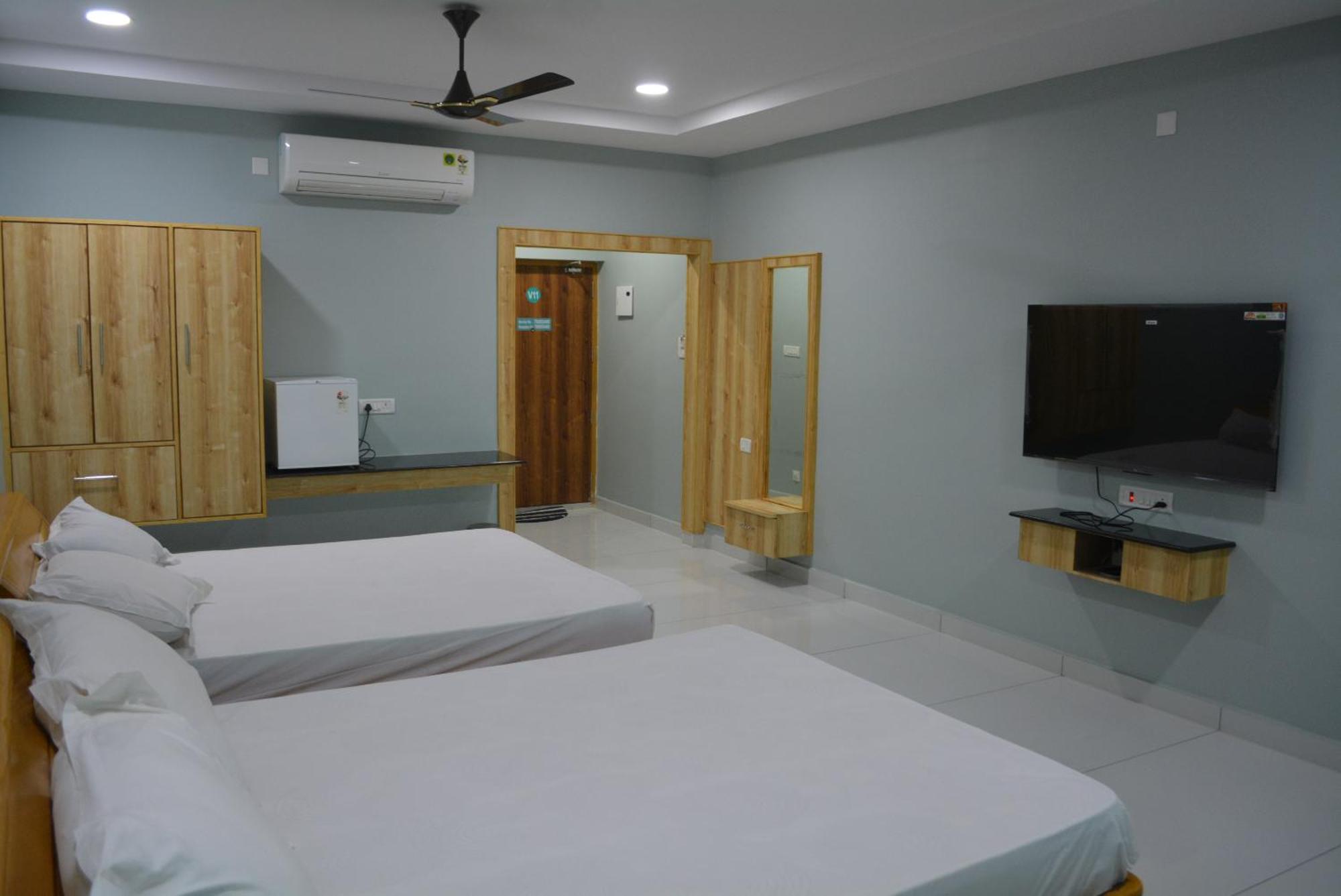 Yanam Resorts 외부 사진